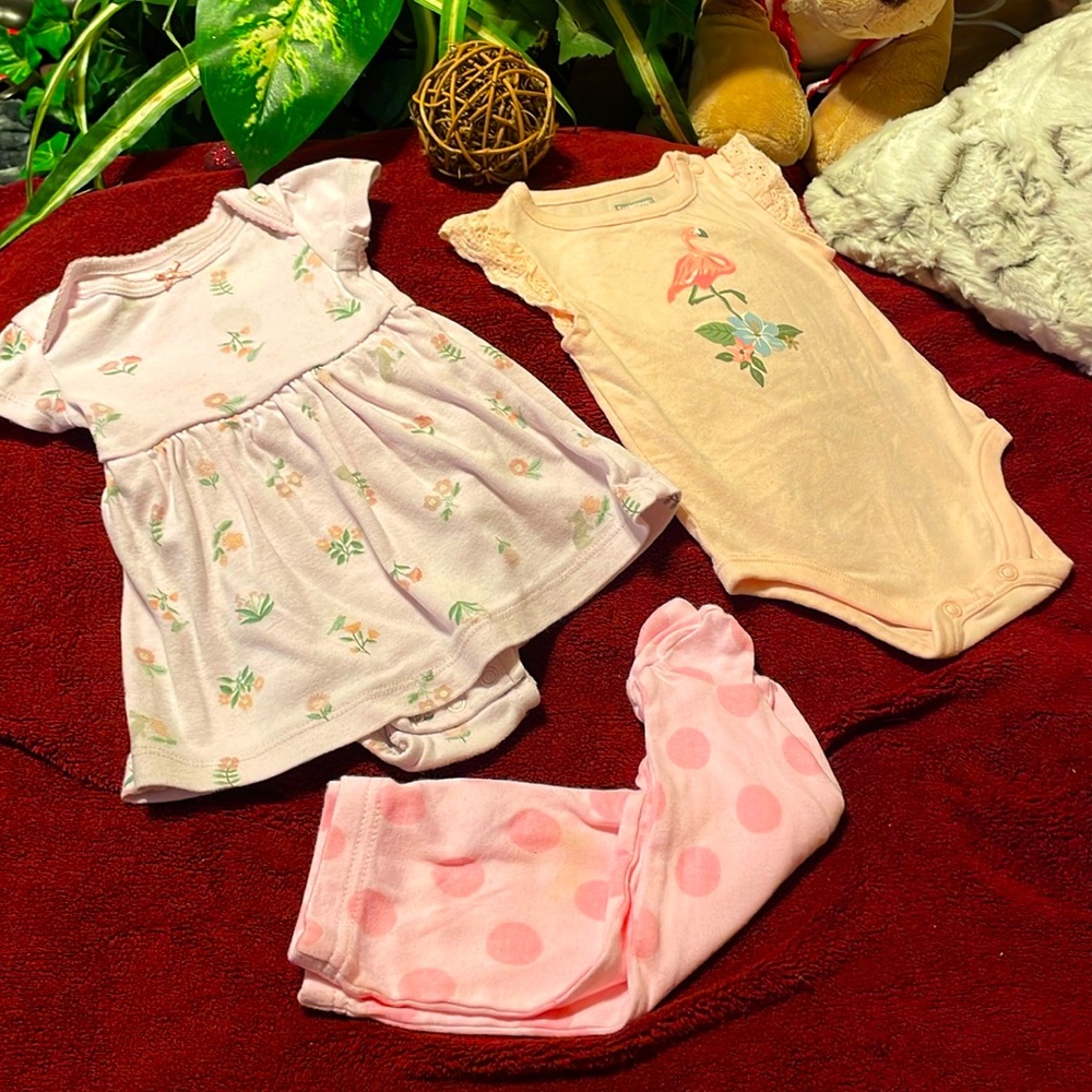 2 Outfits for Her 0-3 Months pink feet in leggings pink dress peach onesie EUC